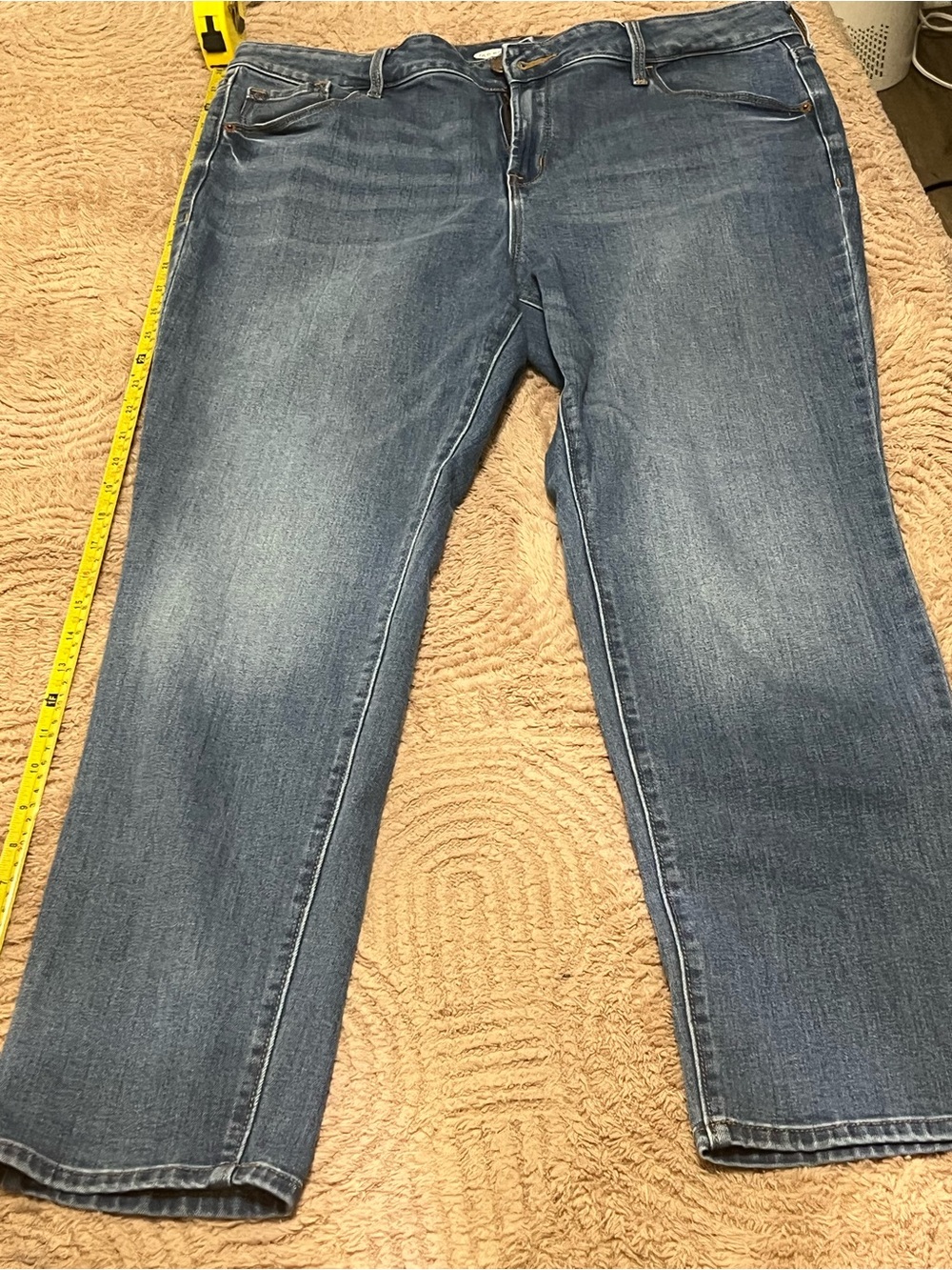 Old Navy Straight Leg Women's Jeans - Mid Blue Wash